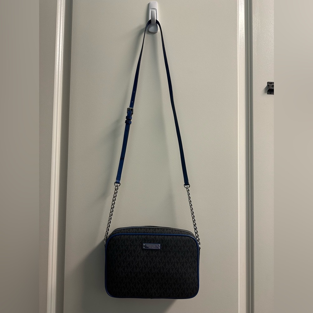 Michael Kors purse in black/blue